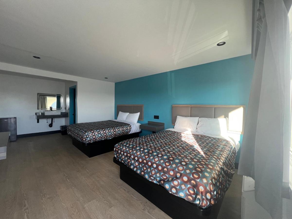 Palm Inn - Newly Renovated Rooms إنغليووود، لوس أنجليس، كاليفورنيا المظهر الخارجي الصورة