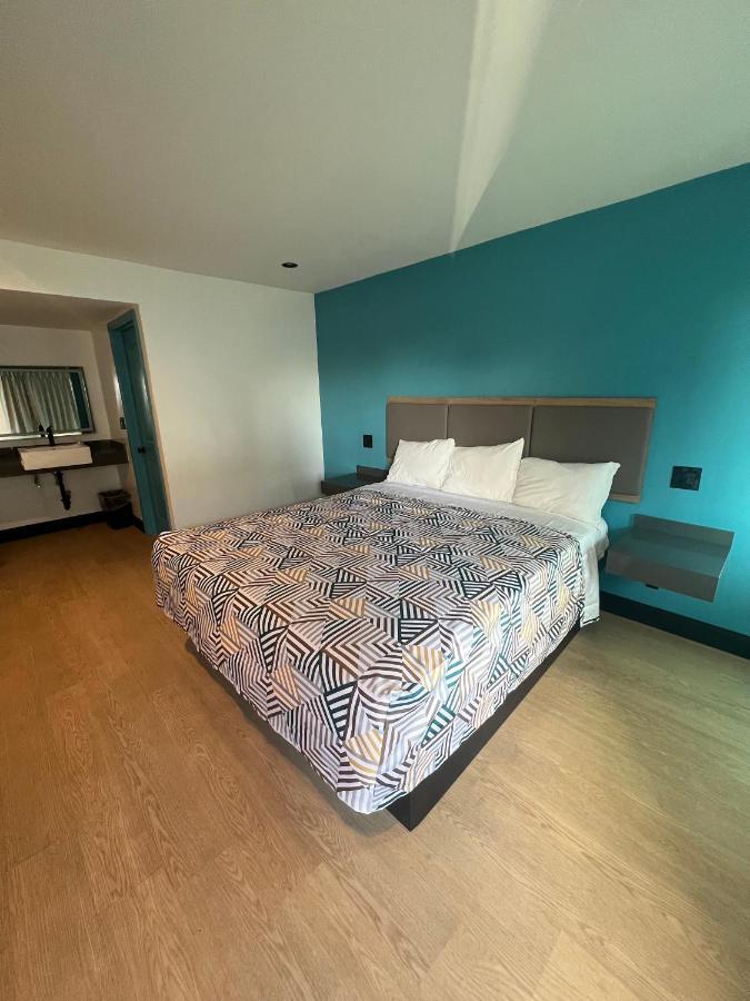 Palm Inn - Newly Renovated Rooms إنغليووود، لوس أنجليس، كاليفورنيا المظهر الخارجي الصورة