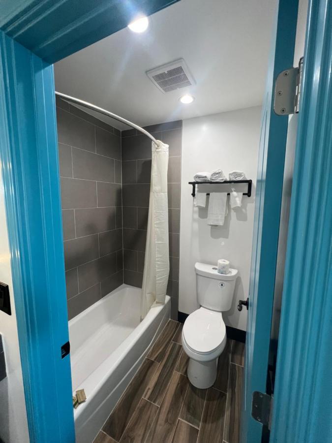 Palm Inn - Newly Renovated Rooms إنغليووود، لوس أنجليس، كاليفورنيا المظهر الخارجي الصورة