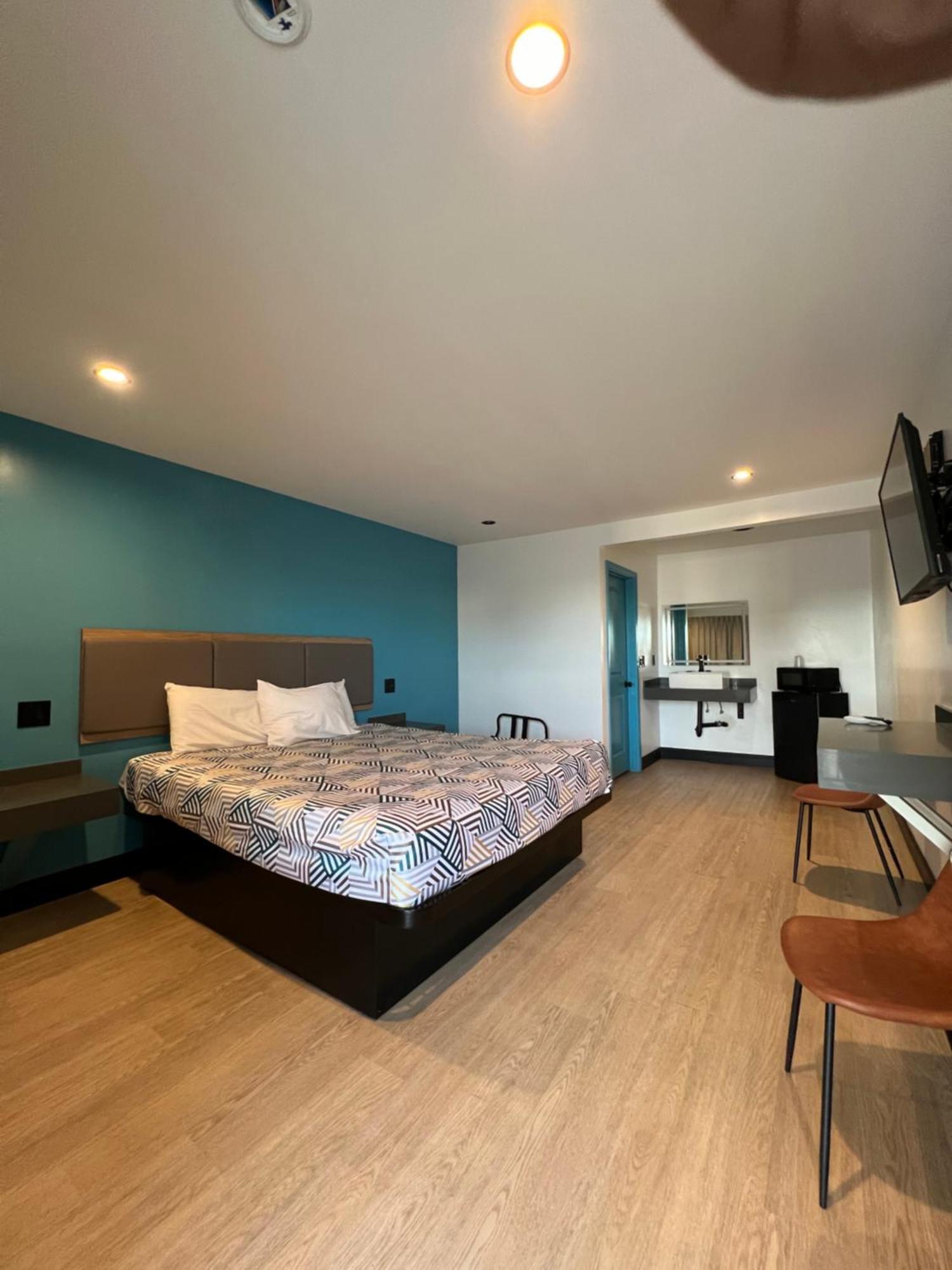 Palm Inn - Newly Renovated Rooms إنغليووود، لوس أنجليس، كاليفورنيا المظهر الخارجي الصورة